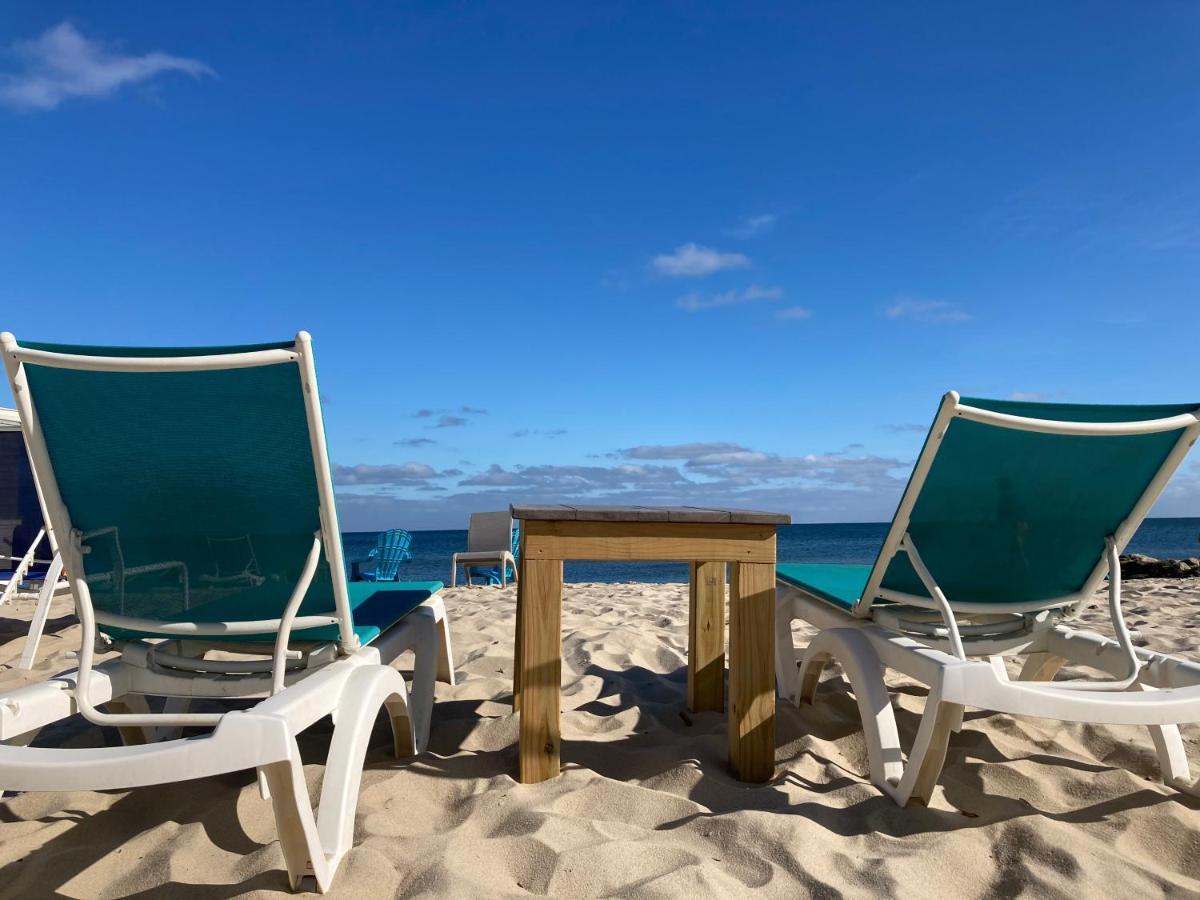 By The Sea Guests Bed & Breakfast And Suites Dennisport Exteriör bild
