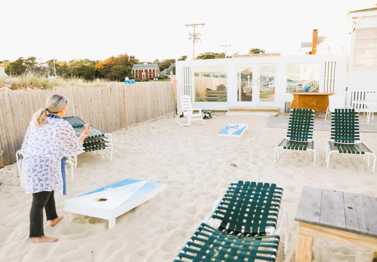 By The Sea Guests Bed & Breakfast And Suites Dennisport Exteriör bild